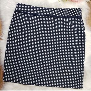 Vineyard Vines Navy White Polka Dot Skirt size 10 excellent condition